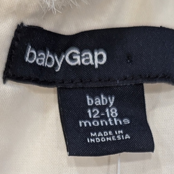 NWT...Baby Gap soft faux fur collared sleeveless corduroy dress (18-24 months) - Picture 2 of 11